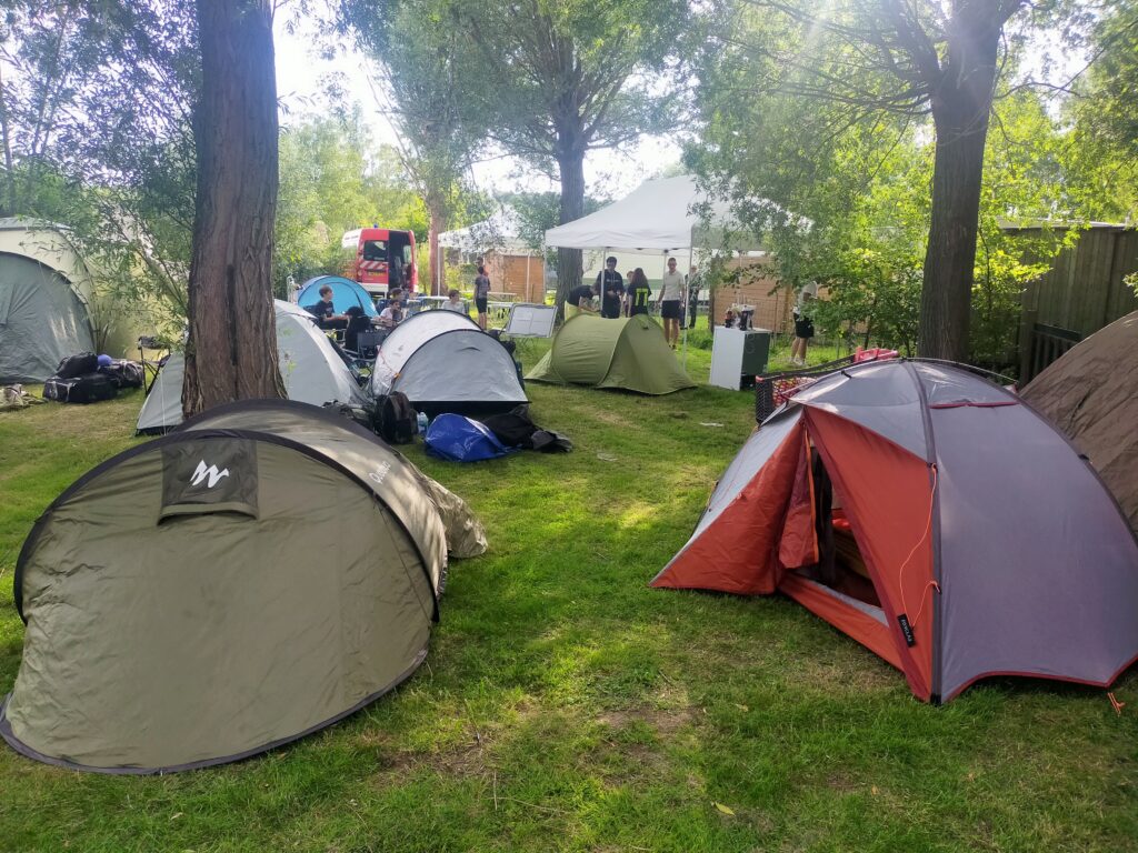 Emplacement camping pour tente dans le Pas-de-Calais