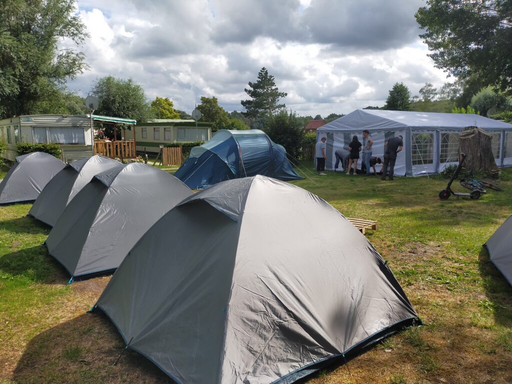 Emplacement camping pour tente près de Saint-Omer